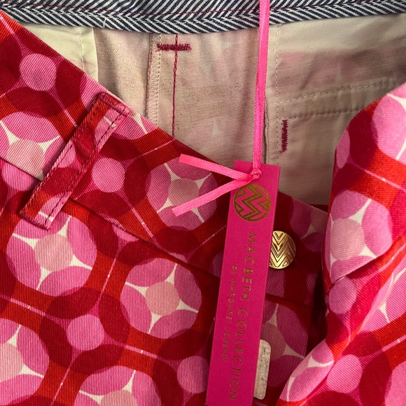 NWT Macbeth Collection Pink Red Geo Print SHORTS Women's Size M Casual Summer. - Picture 7 of 11